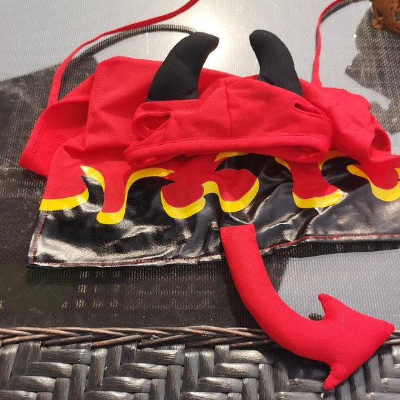 Halloween Dog Costume Red Devil Adjustable Size M FUN See Measurements - Picture 2 of 13